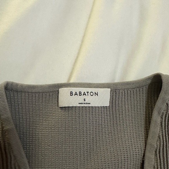 Sculpt knit deep V tank - Picture 2 of 3